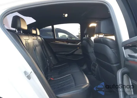 2019 BMW M550I xDrive z USA, uszkodzony, nr VIN WBAJB9C50KB289315